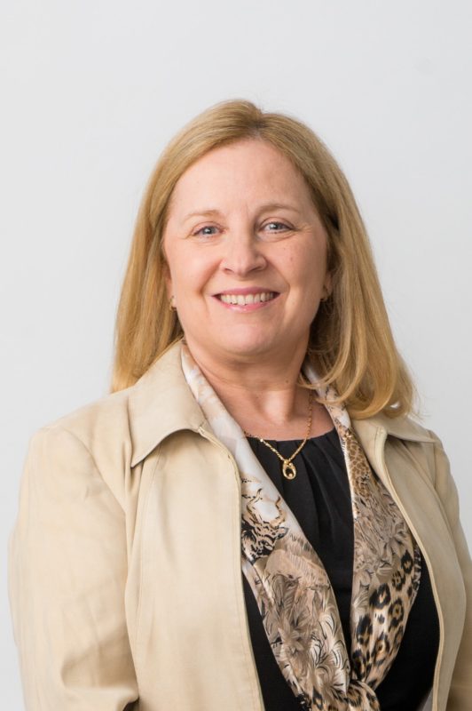 Catherine Baase Headshot