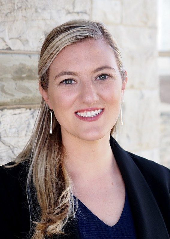 Julie Gerdes Headshot