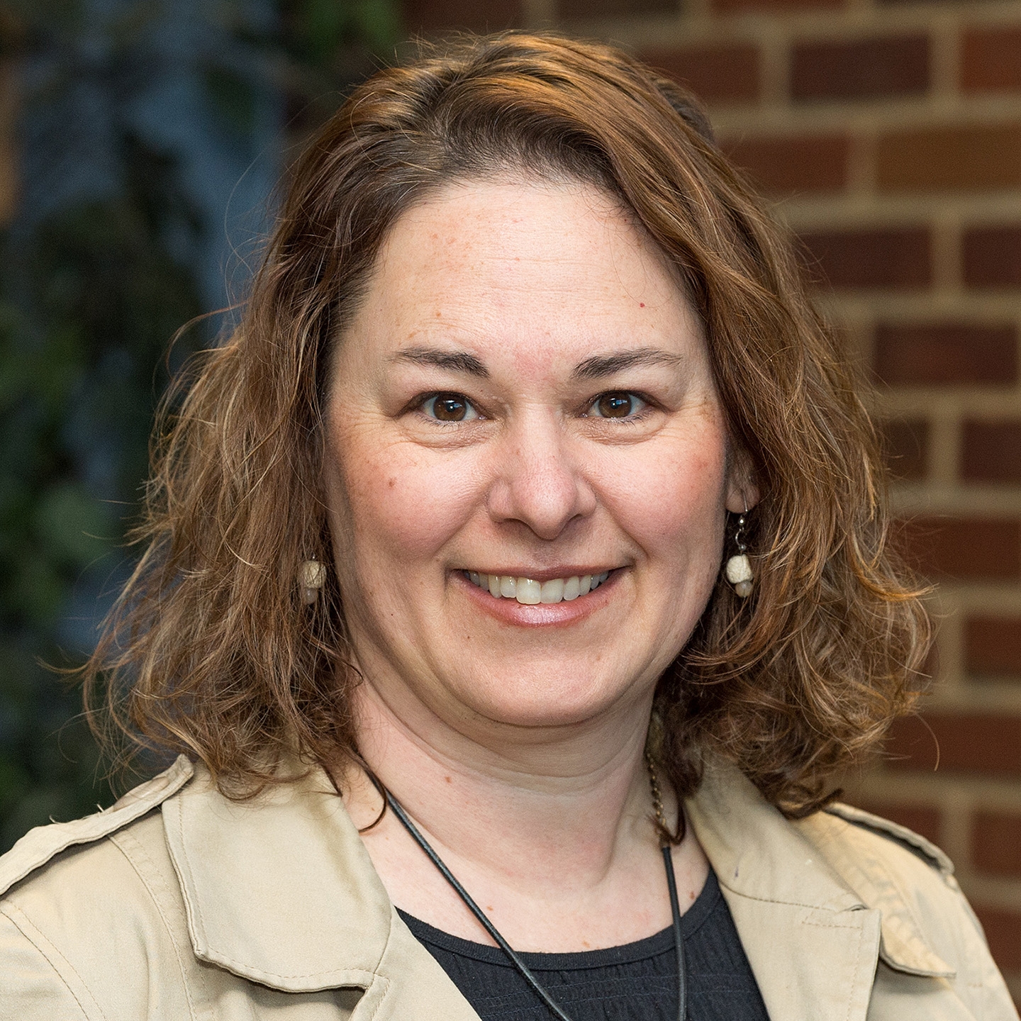 Rachel Reynolds Headshot
